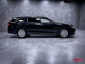 Volkswagen Passat bild 8