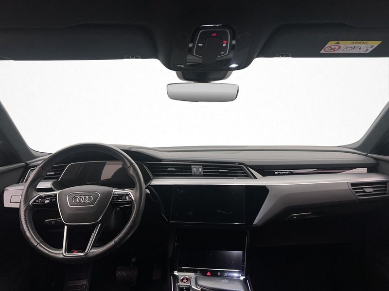 Audi e-tron S bild 29
