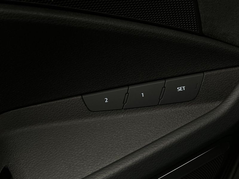 Audi e-tron S bild 14
