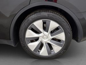Tesla Model Y bild 34