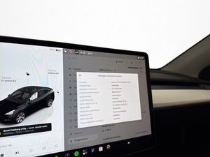 Tesla Model Y bild 26