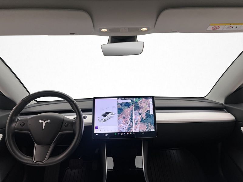 Tesla Model 3 bild 24