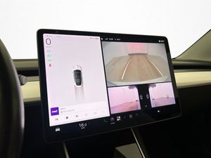 Tesla Model 3 bild 16