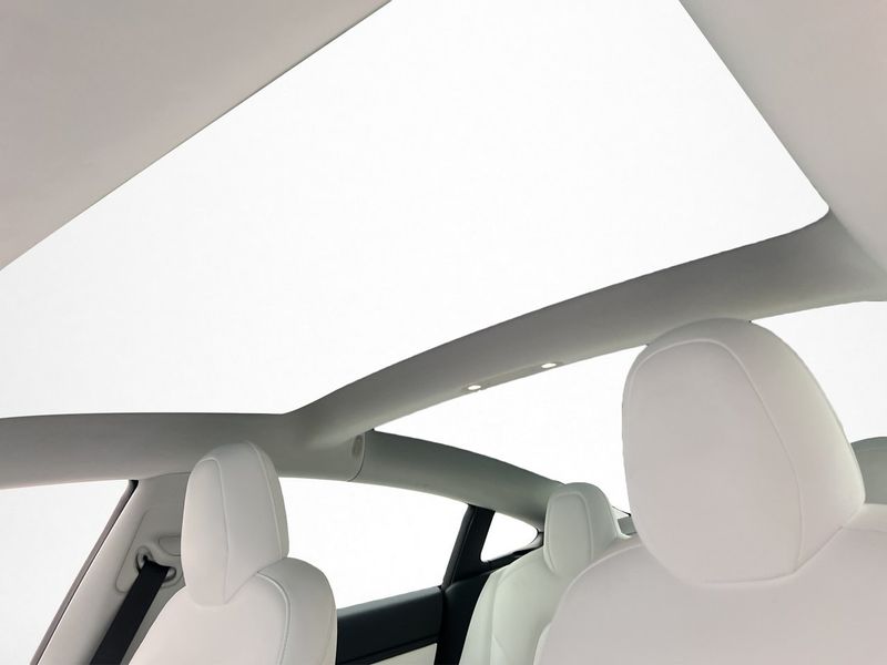 Tesla Model 3 bild 12