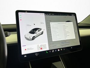 Tesla Model 3 bild 23