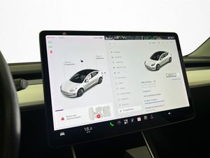 Tesla Model 3 bild 22