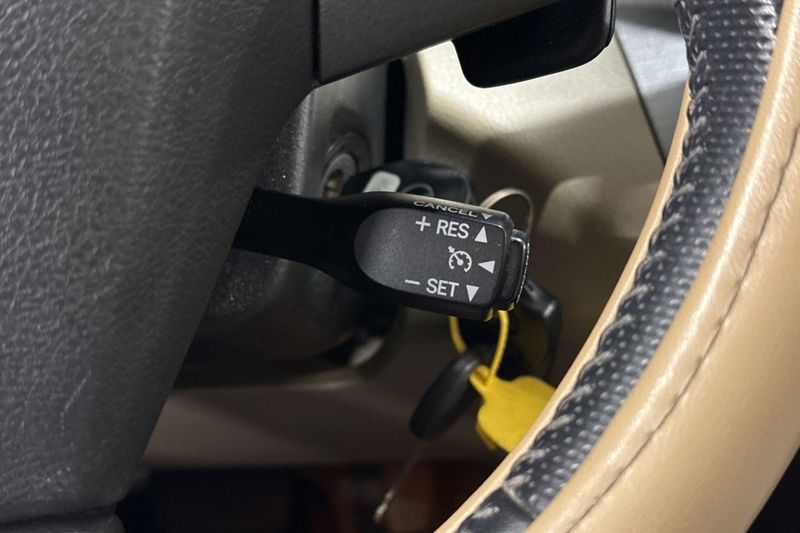 Toyota RAV4 bild 12