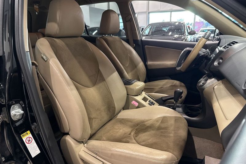 Toyota RAV4 bild 22