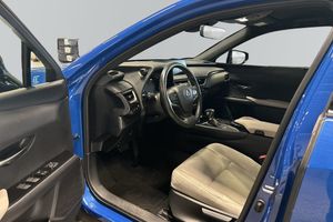 Lexus UX bild 6