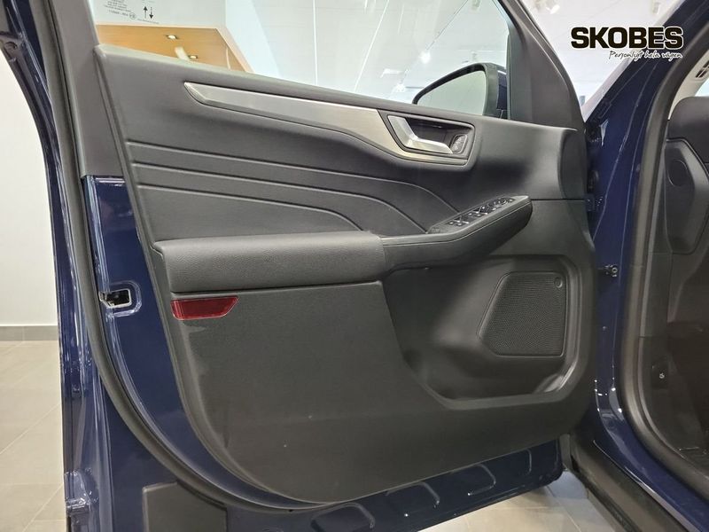 Ford Kuga bild 13