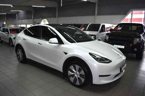 Tesla Model Y Long Range AWD (514hk) FSD VÄRME DRAG - 2023