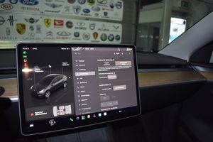 Tesla Model Y bild 13