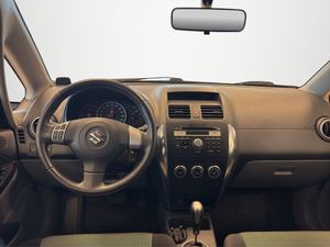 Suzuki SX4 bild 9
