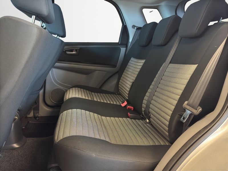 Suzuki SX4 bild 11