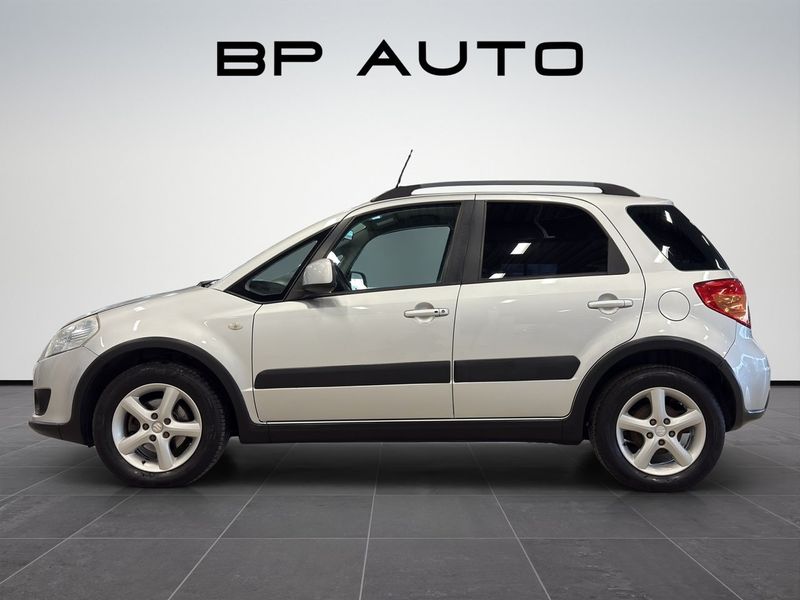 Suzuki SX4 bild 2