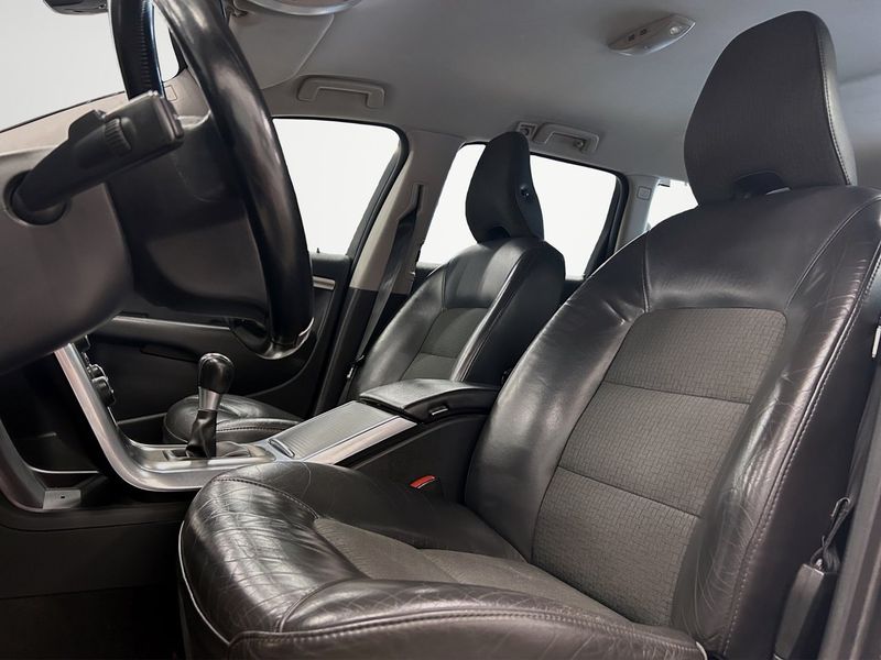 Volvo V70 bild 8