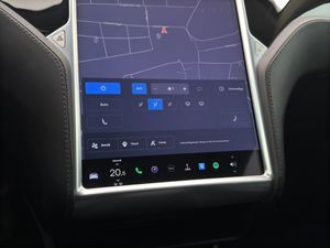 Tesla Model S bild 19