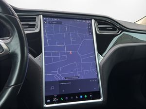 Tesla Model S bild 16
