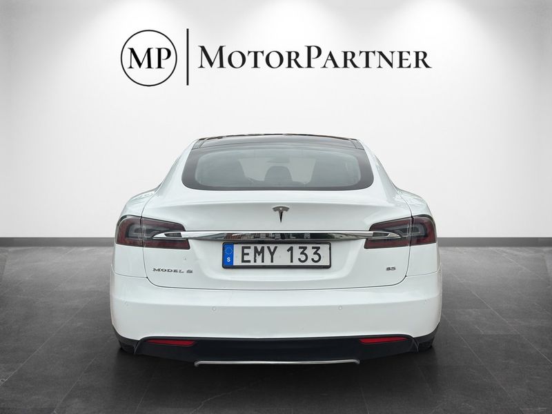 Tesla Model S bild 7