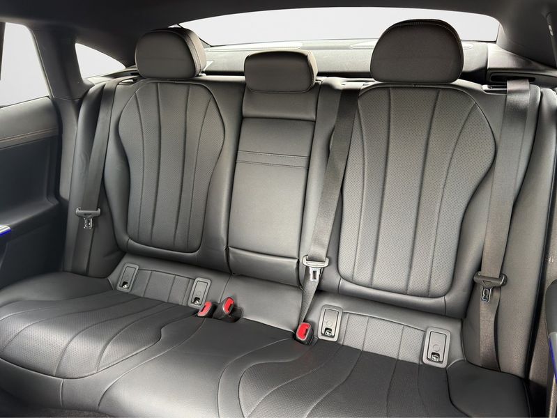 Mercedes EQE350+ bild 11