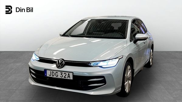 Volkswagen Golf TSI150 Life P-värmare/Backkamera - 2025