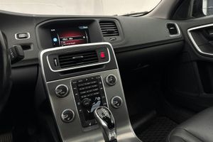 Volvo S60 bild 11