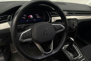 Volkswagen Passat bild 16
