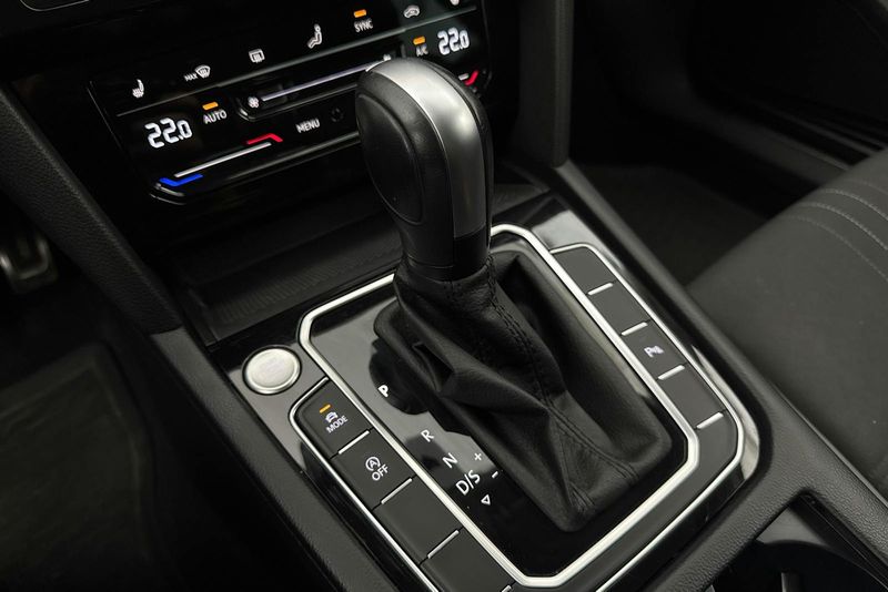 Volkswagen Passat bild 17