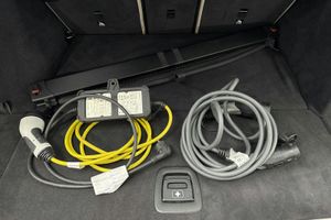 BMW 330 bild 18