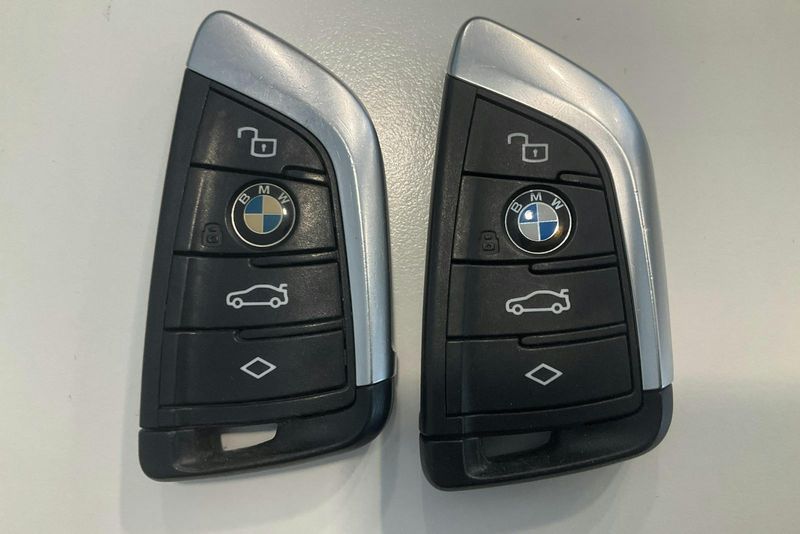 BMW 330 bild 20