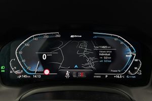 BMW 330 bild 10