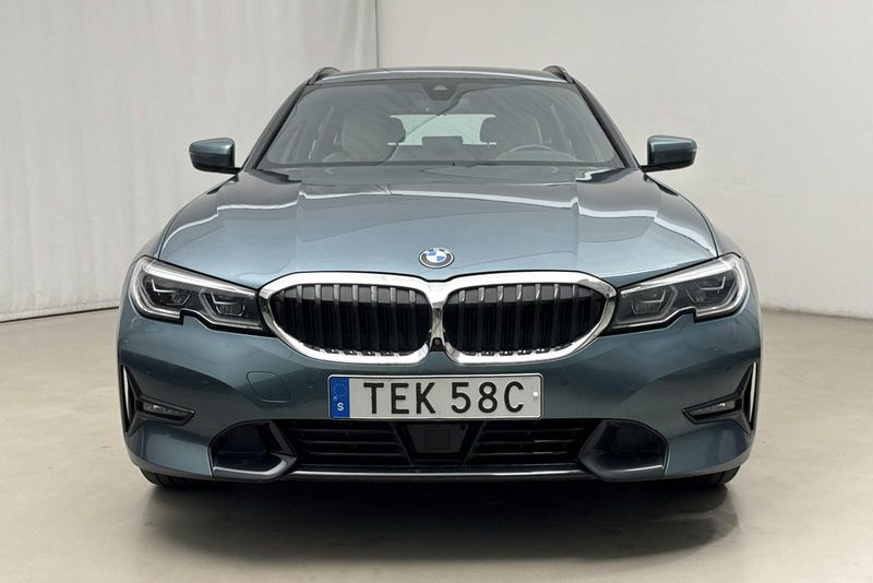 BMW 330 bild 4