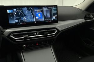 BMW 330 bild 12