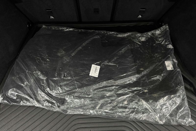 BMW 330 bild 18