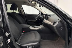 BMW 330 bild 7