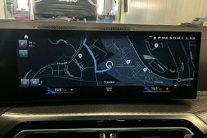 BMW i4 bild 11