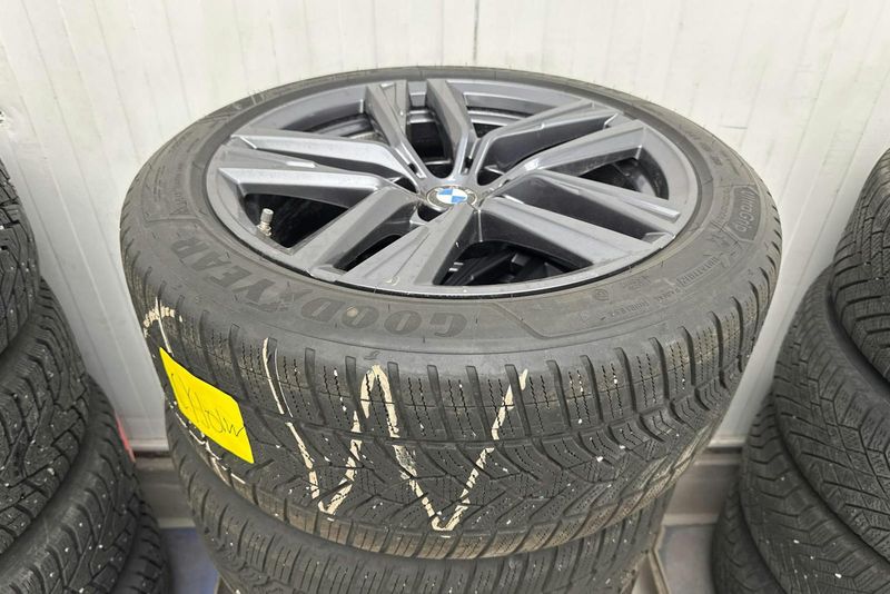 BMW i4 bild 21