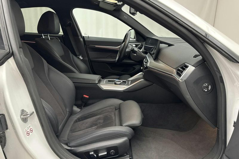 BMW i4 bild 7