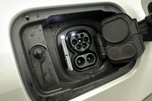 BMW i4 bild 20