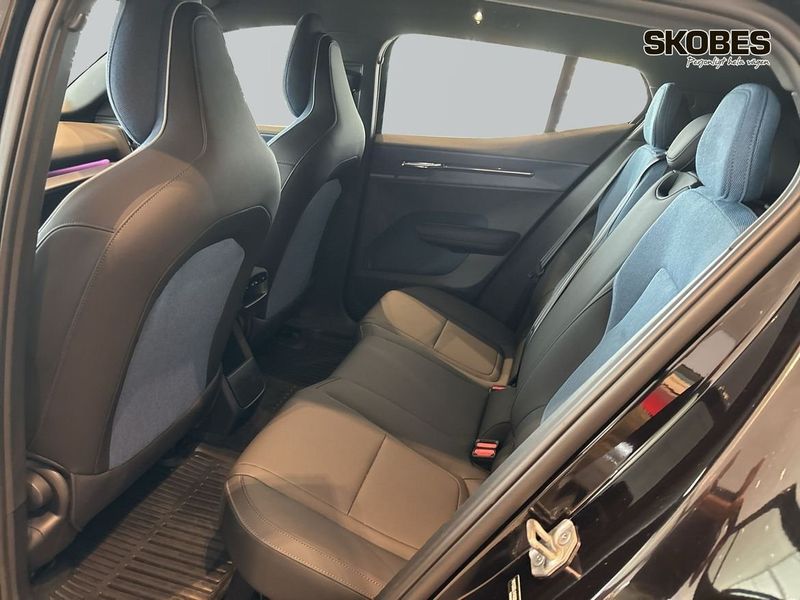 Volvo EX30 bild 19