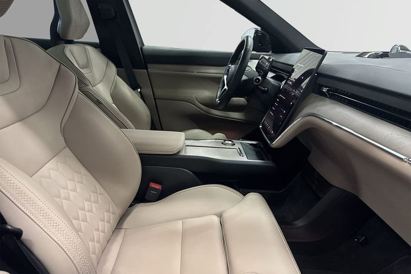 Volvo EX90 bild 5