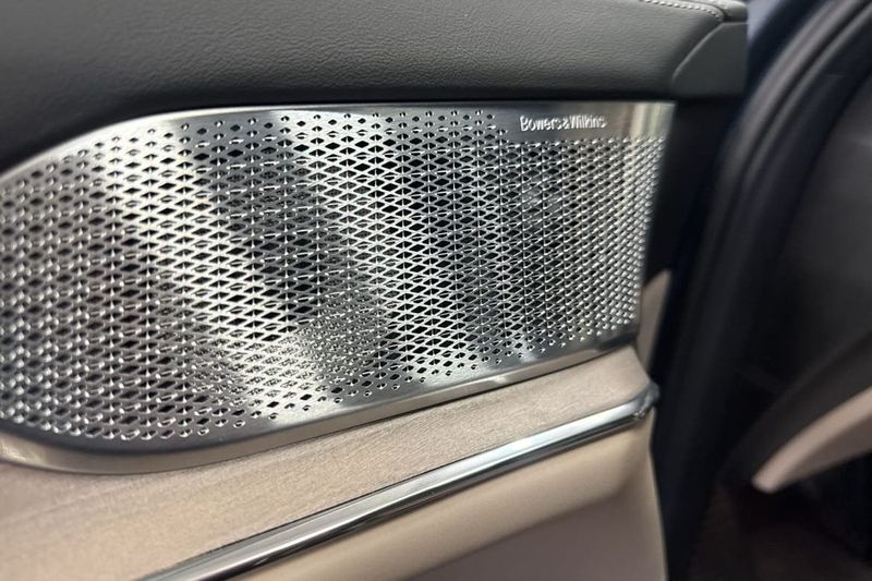Volvo EX90 bild 26