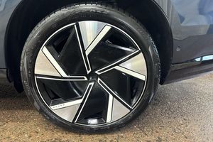 Volvo EX90 bild 15
