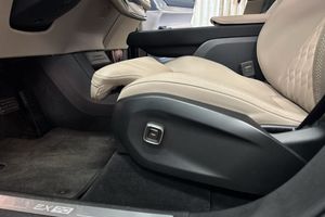 Volvo EX90 bild 17