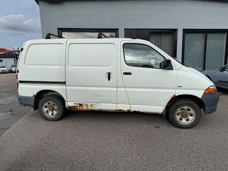Toyota Hiace bild 7