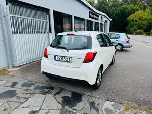 Toyota Yaris bild 3