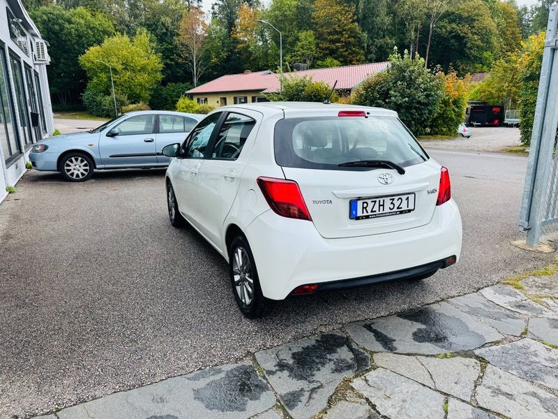 Toyota Yaris bild 4