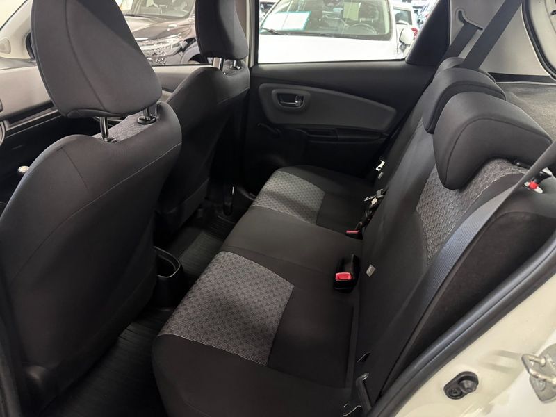 Toyota Yaris bild 19