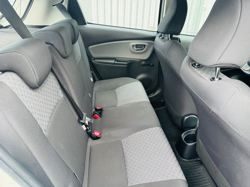 Toyota Yaris bild 6