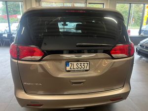 Chrysler Pacifica bild 6